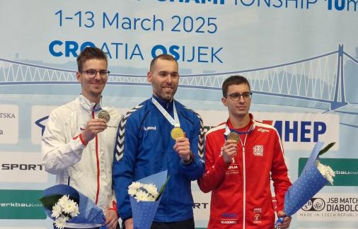 První den ME přinesl seniorům již dvě medaile