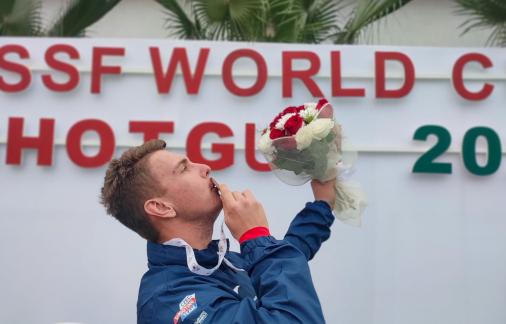 Skeetař Daniel Korčák uspěl v závodě SP a veze domů bronzovou medaili