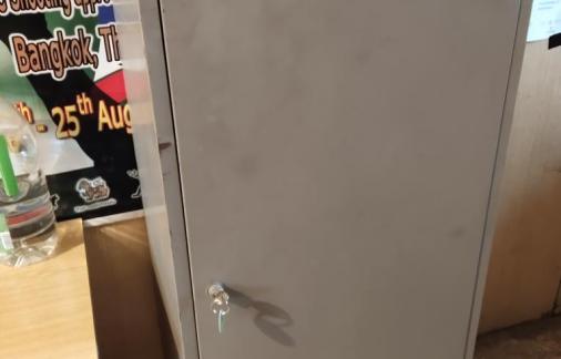 Prodám trezorovou plechovou skřínku
